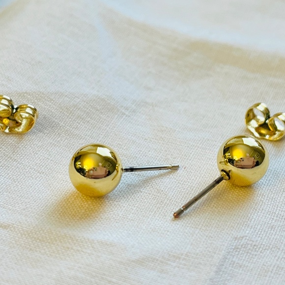 Ball Stud Earrings 18K Gold Plated 6mm - Picture 3 of 8